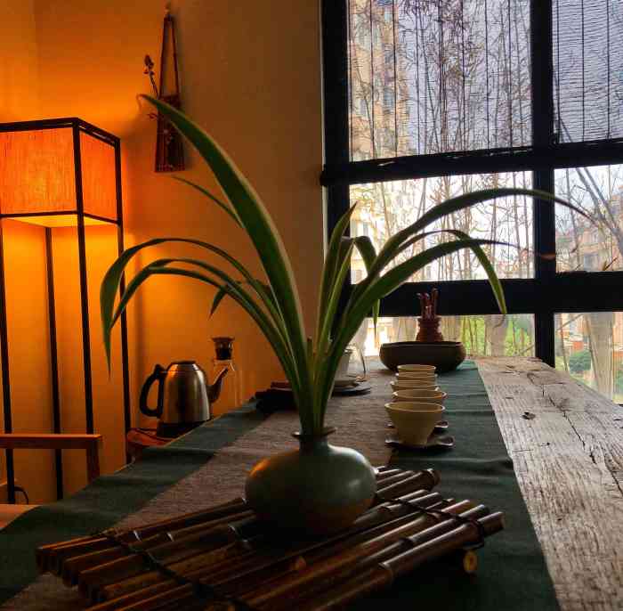 环境不错的茶室,适合跟朋友喝茶聊天.