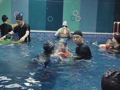 -Swim斯卫姆国际儿童游泳中心(红博中央公园店)