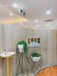 点击看大图 -八佰伴8008星级形象店