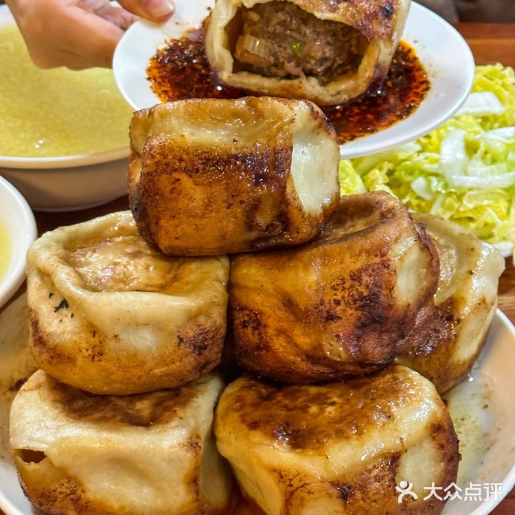 我宣布！这才是全北京最便宜好吃的门钉肉饼！