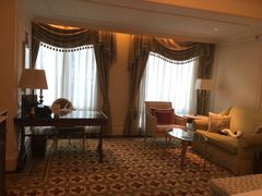 -广州富力丽思卡尔顿酒店