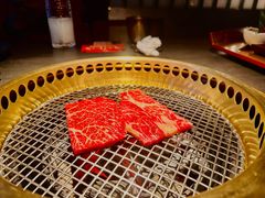 -铭牛烧肉·和牛海鲜自助(高新月牙湖店)