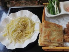 凉拌白菜心-闻道食府烙饼卷带鱼(原车耳营店原大觉寺店)