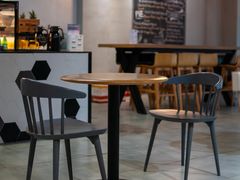 大堂-HELLO 27 意面·沙拉·帕尼尼