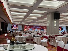 -广东大厦酒店(广州北京路步行街纪念堂地铁站店)