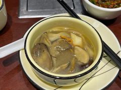 -菌之家·专业纯野生菌火锅·特色炒菌