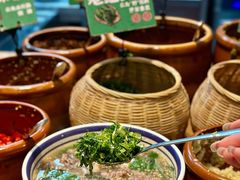 -云阿蛮云南生烫牛肉米线(奉贤路店)