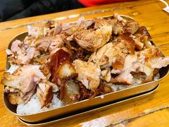 招牌肘子浇汁米饭-有肉食·虎九闽菜(798艺术区店)