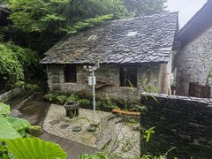 -高荡千年布依古寨旅游景区