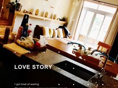 -田园东方蜜桃村的田野营地