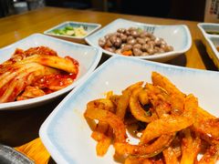 -唯成•韩国炭火烤肉 유성고기