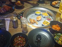-烤圣自助美食音乐餐厅