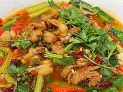 水煮牛蛙-飞尝蚝·顺德菜·鱼生(顺德总店)