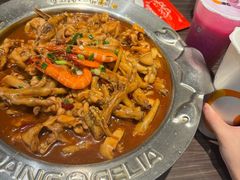 -胖哥俩肉蟹煲(湖滨银泰in77店)