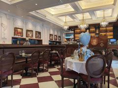-秘密旅行Bonjour(黑金冠 江南西店)