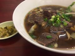 -尊品原汁牛肉面