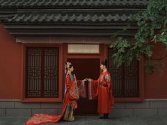 -经典婚纱摄影美学馆·私人定制