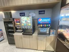 -汤鲜生自助臻选盖碗火锅(福城天虹店)