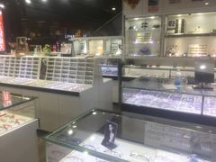 -臻美视爵眼镜·明月·依视路·蔡司折扣店(广渠门店)