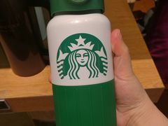 -星巴克(上海虹桥南丰城办公楼店)