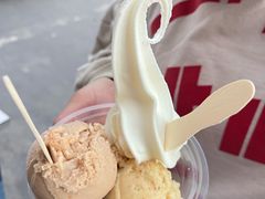 -古老冰山特色冰淇淋店(艾提尕尔店)