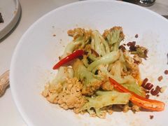 -渔语鱼酸菜鱼新川菜(来福士店)