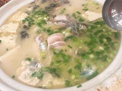 大鱼头砂锅-新南华大酒店(广中店)