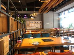大堂-打酱友•斑鱼海鲜粥火锅(吴桥店)