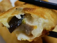 -上海特色小笼店(铁岭路90弄小区店)