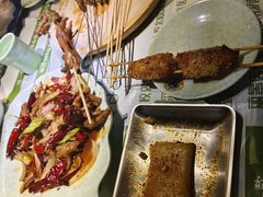 -寂寞的豆芽 烧烤酒场(丽景店)