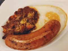 奶酪肉酱煎香肠-瑞食酒馆 La Taverne Suisse