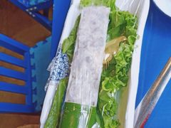 -马路边边串串香形象店(磐石路店)