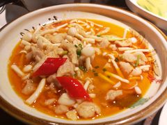 山菌炖全鸡-特味村福园