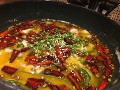 沸腾水煮鱼-十三式重庆江湖菜(金茂览秀城店)