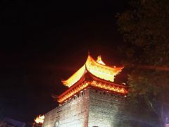 -巴陵广场