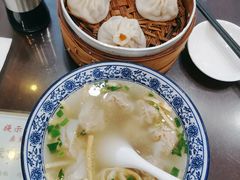 蟹黄馄饨-苏亦铭馄饨店(凤凰西街店)