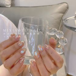 -米小兔美甲美睫