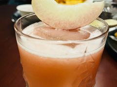 -毛毛虫酒吧
