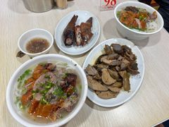 烧鹅濑粉-凌舍好烧鹅(中山路店)