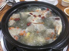 -濠轩阁特色生蚝火锅(水湾路店)