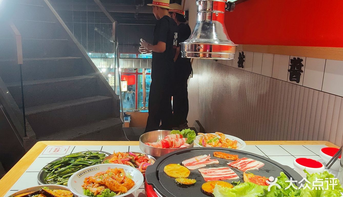 周末来吃烤肉呀