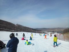 -中旅松花湖滑雪场