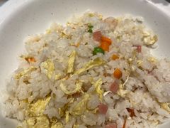 -小镇大厨新概念复合中餐厅(万达广场大连高新店)