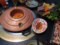 -菌自由丨野生菌火锅特色庭院餐厅(丽江古城店)