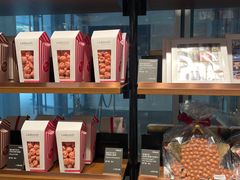 零售区-Laderach 莱德拉(上海环贸iapm店)