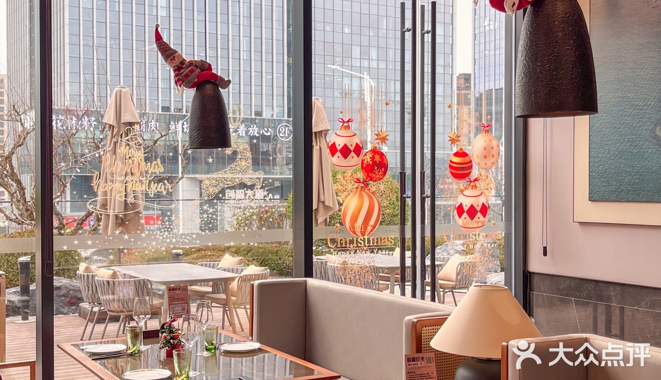 在青岛坠高端的餐厅过圣诞是什么体验🎄