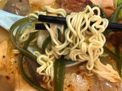 -鑫龙福麻辣烫(整洁路店)