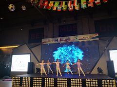 暑假班的参演，给小朋友提供更多的舞台机会。-红舞鞋舞蹈教育(近江校区)