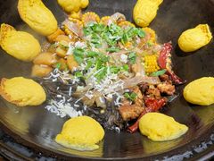 -万里闯关东铁锅炖菜馆(高新旗舰店)