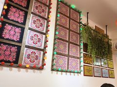 -刘姐啤酒鱼民族演艺餐厅(西街总店)